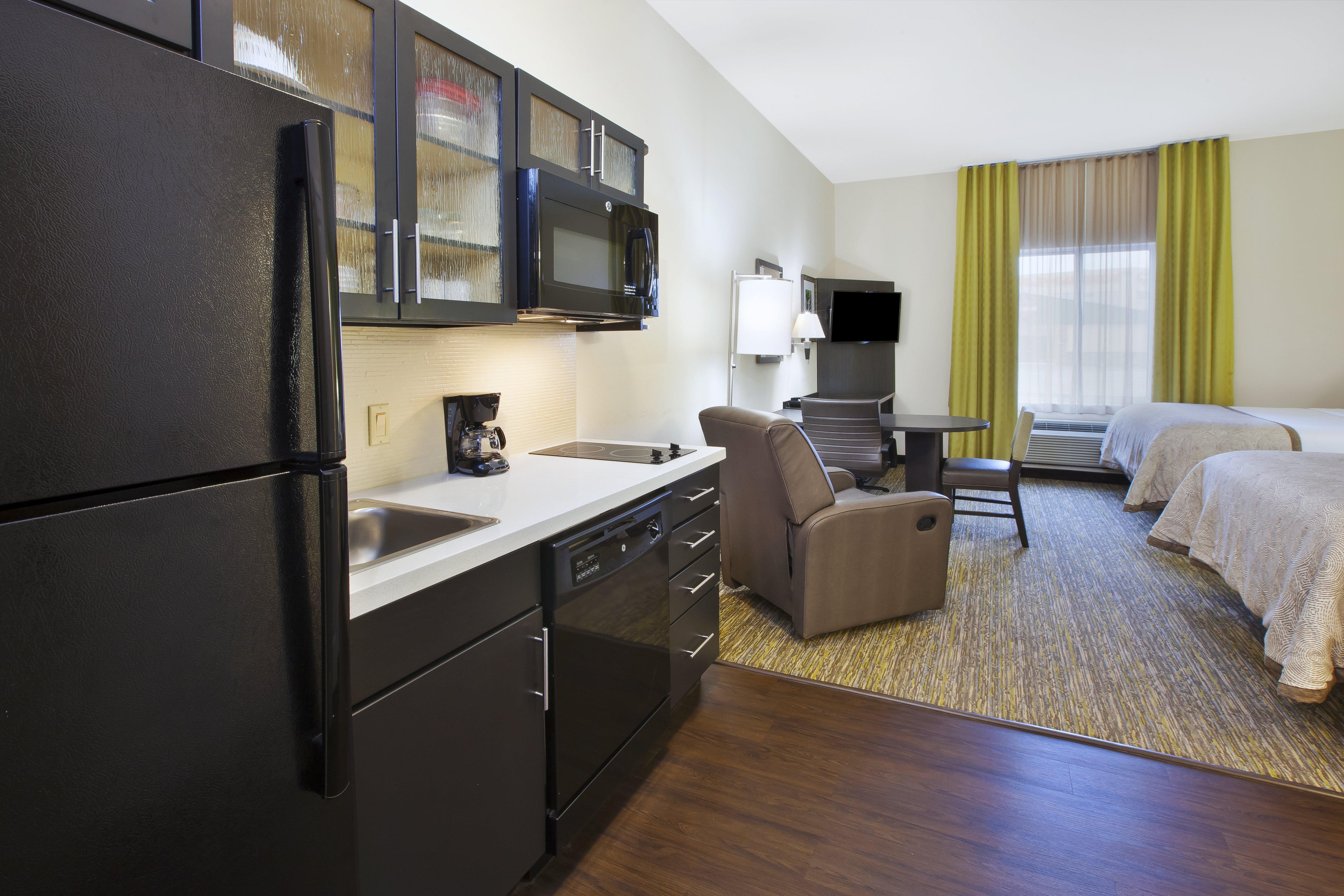 Candlewood Suites Morgantown-Univ West Virginia By Ihg Westover Exterior photo