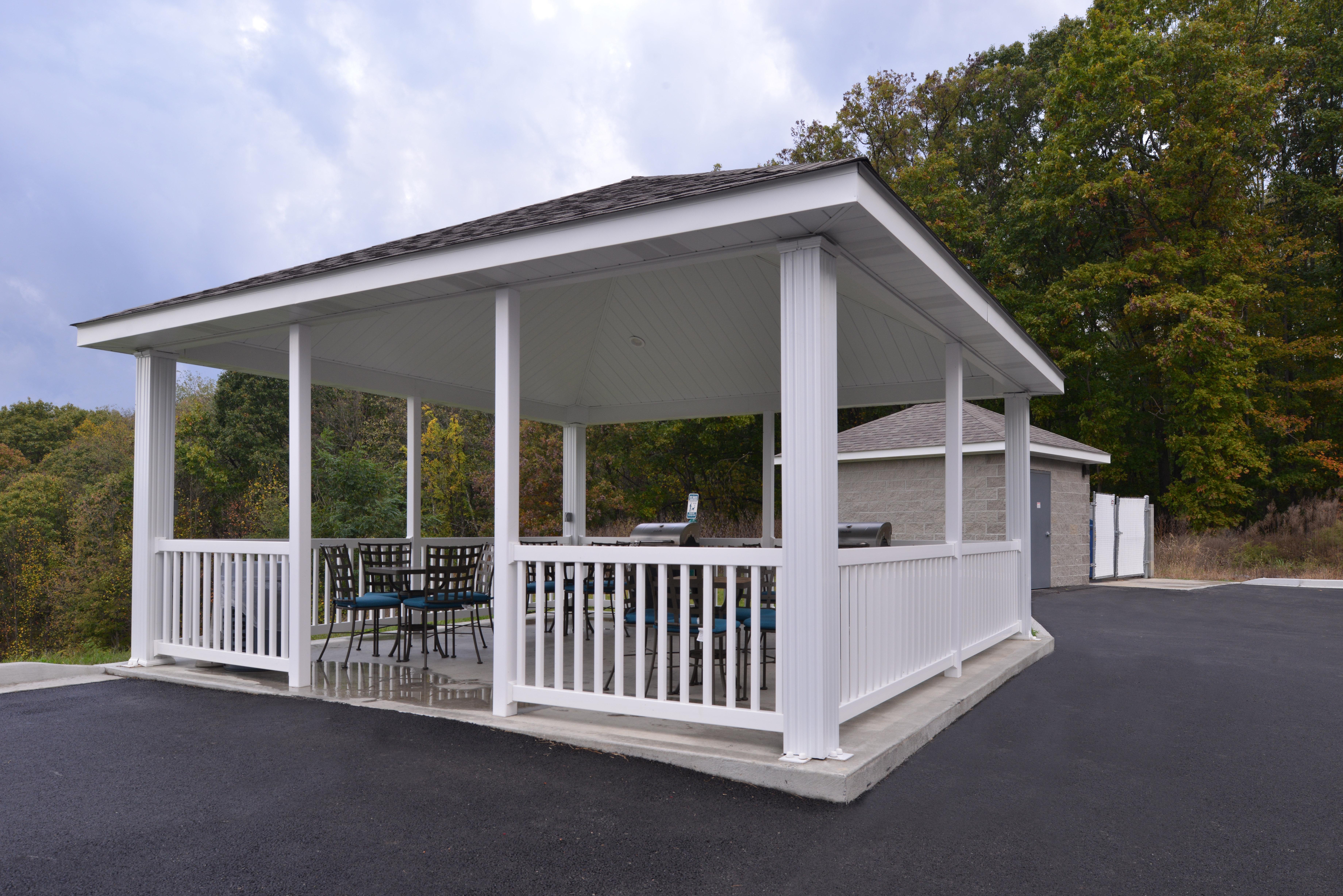 Candlewood Suites Morgantown-Univ West Virginia By Ihg Westover Exterior photo