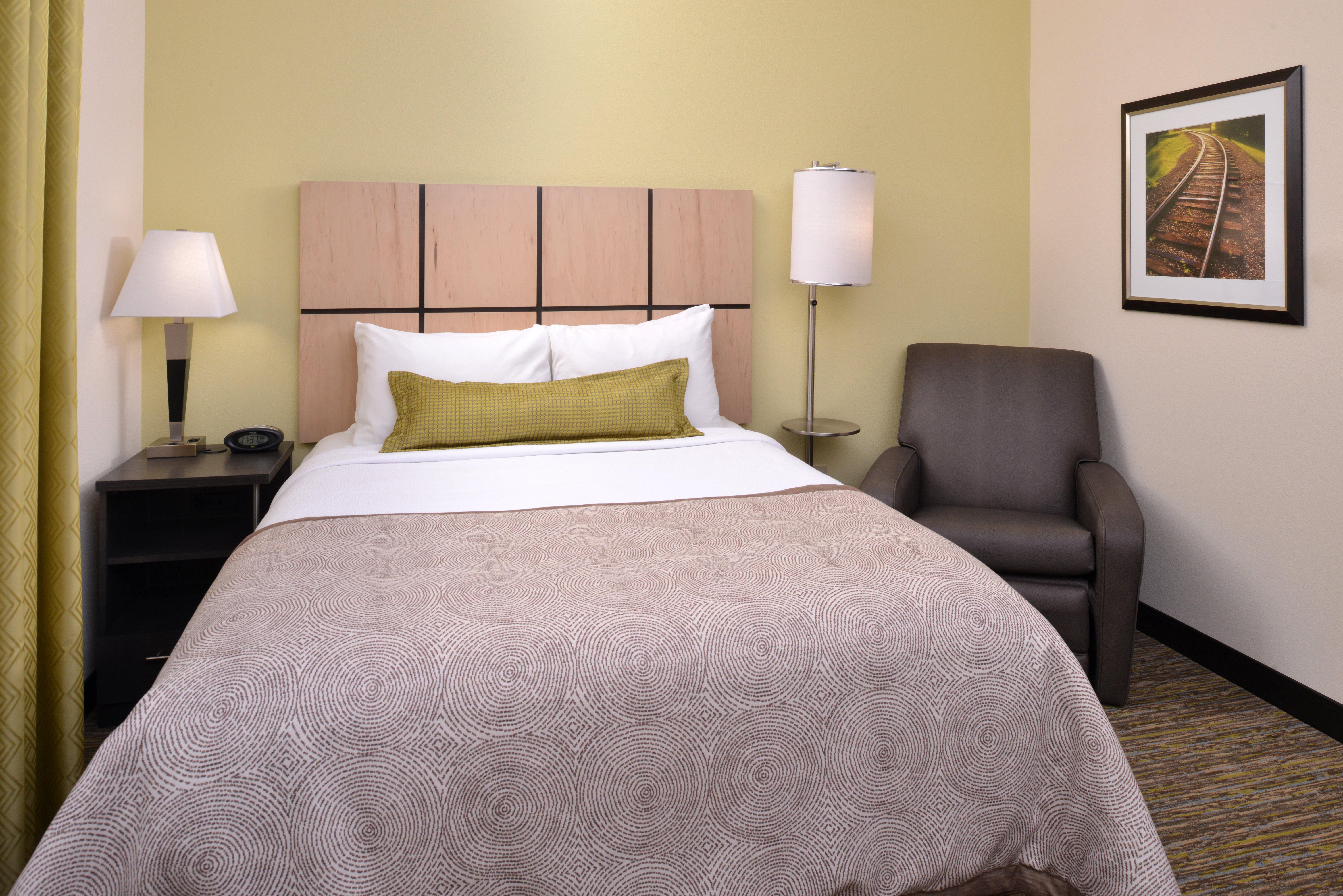 Candlewood Suites Morgantown-Univ West Virginia By Ihg Westover Exterior photo