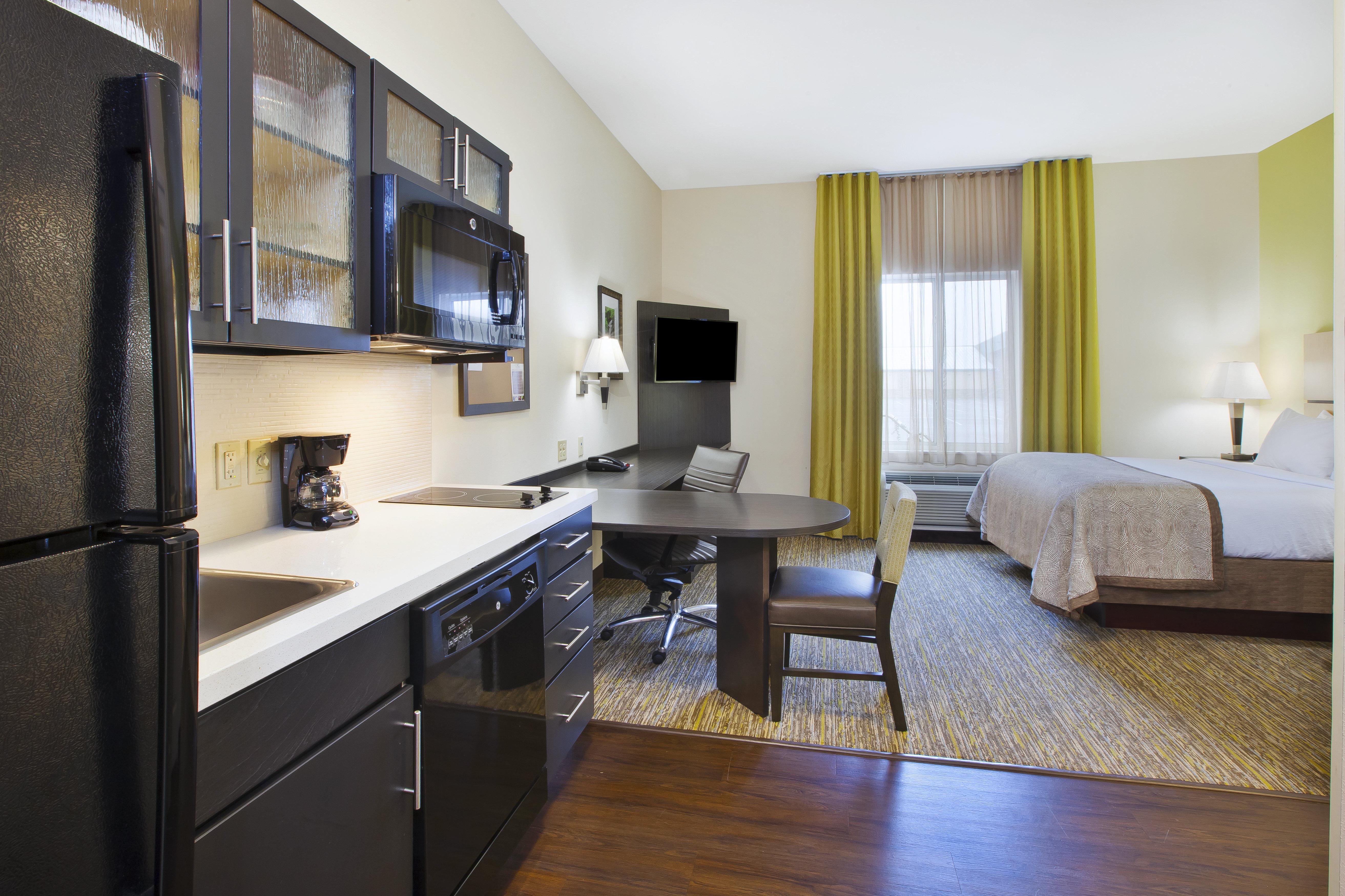 Candlewood Suites Morgantown-Univ West Virginia By Ihg Westover Exterior photo